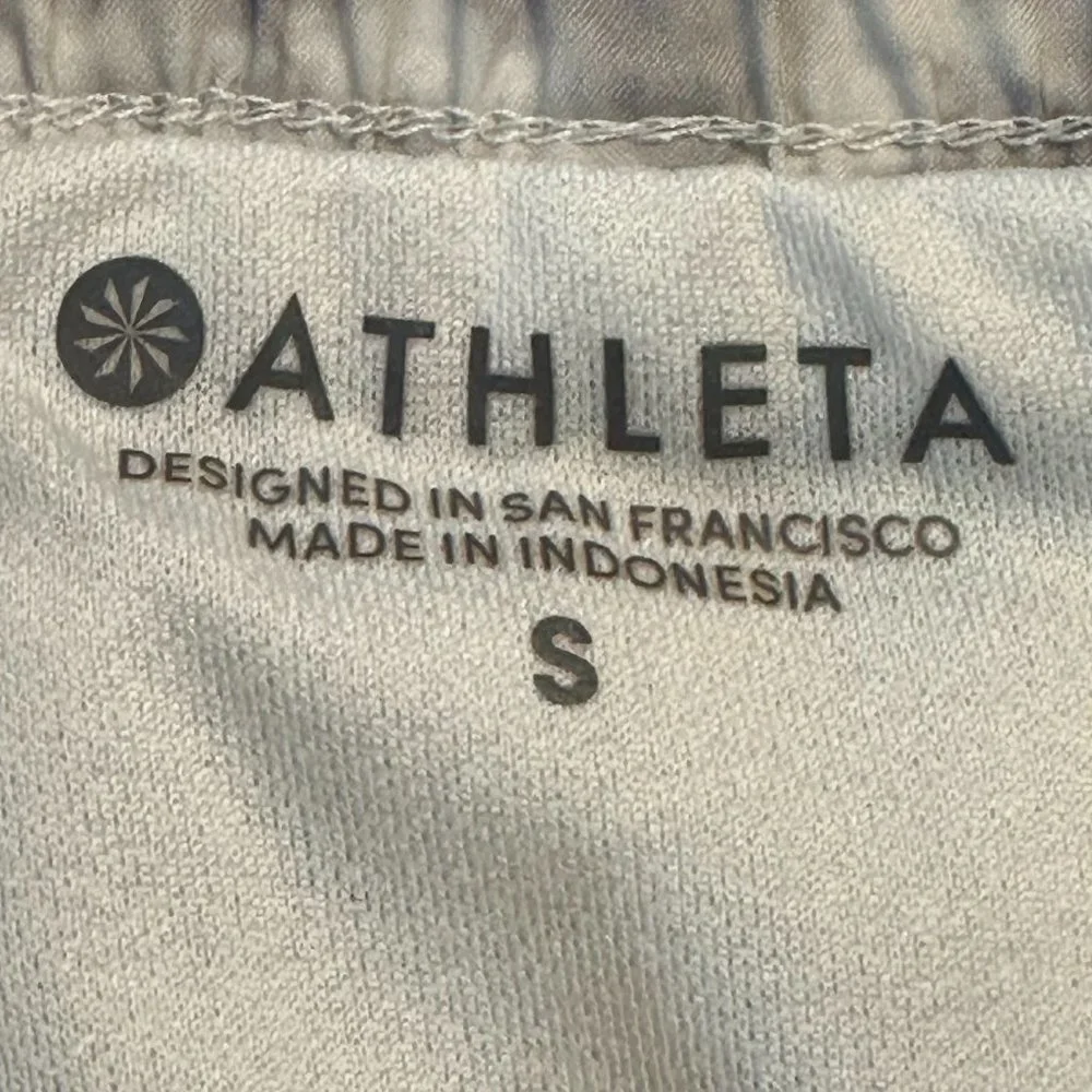 Women's‎ Athleta Racer Run Printed Mesh Tie Dye Shorts White/Grey Size Small